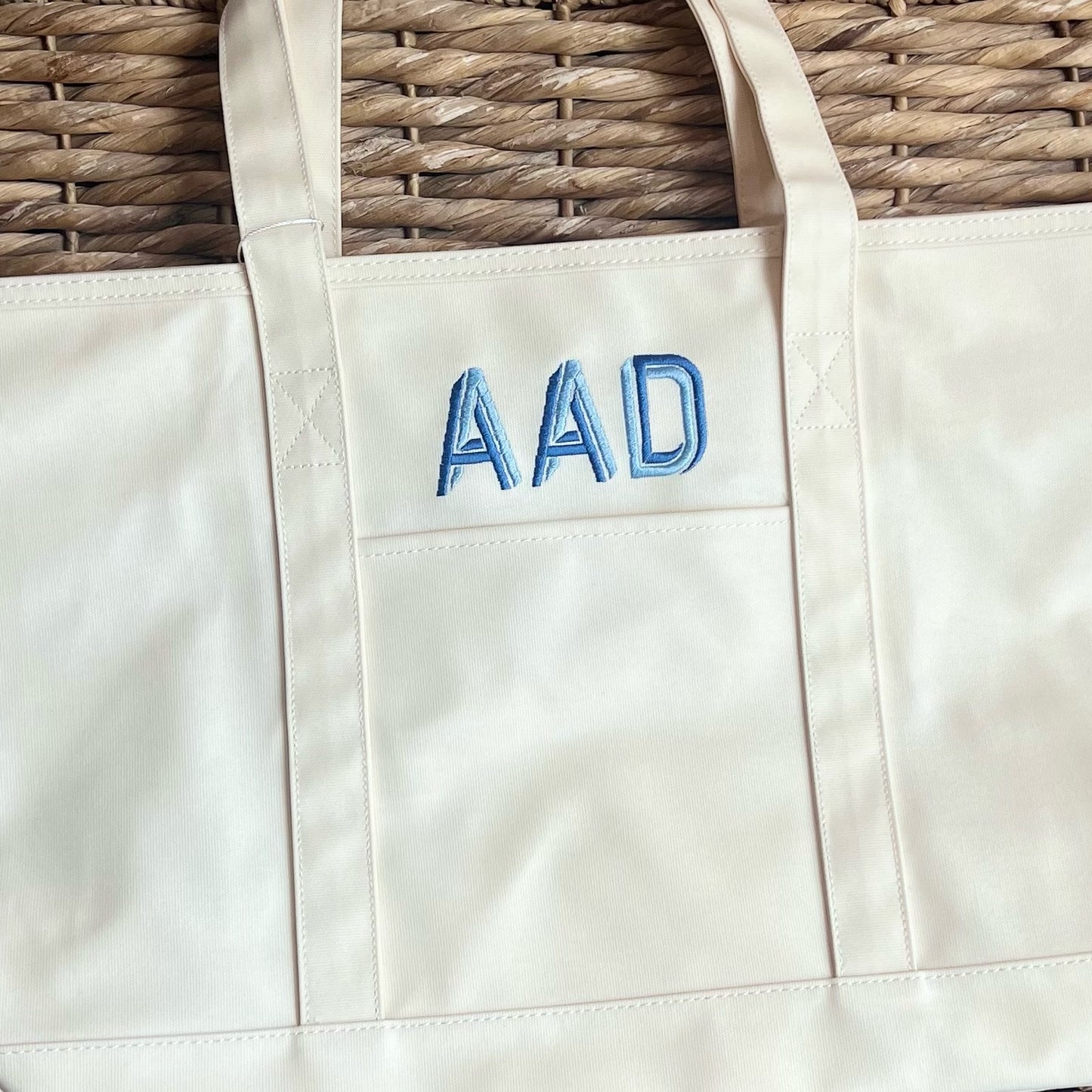 TRVL Maxi Tote