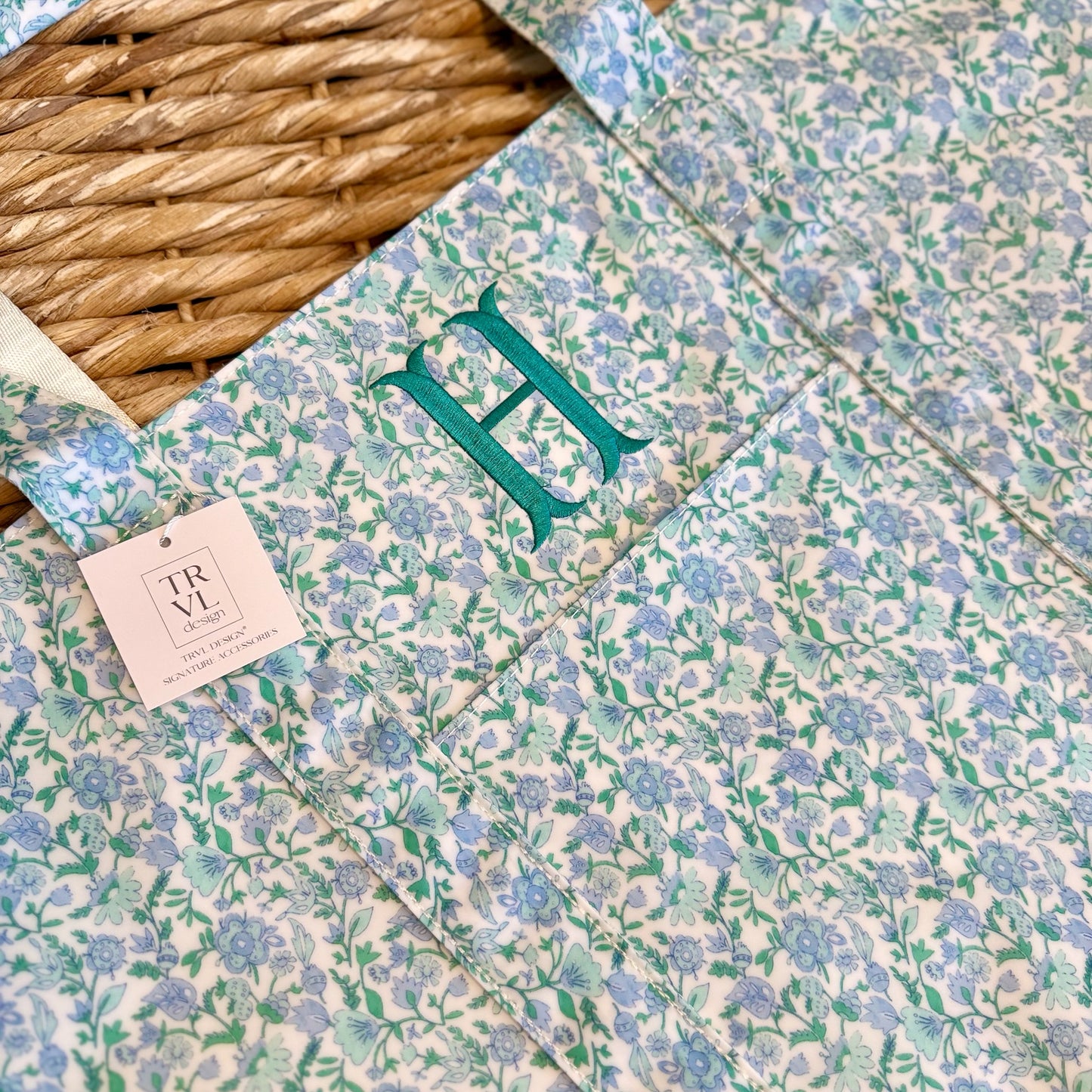 TRVL Jumbo Tote