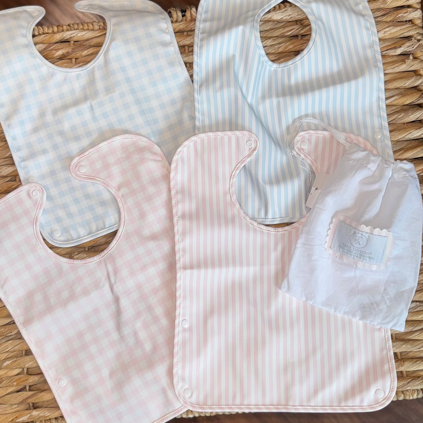SALE: TRVL Bib