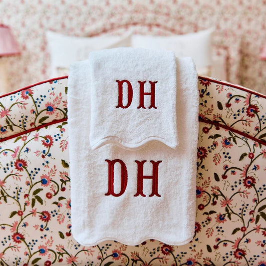 Weezie Scallop Hand Towel (set of 2)